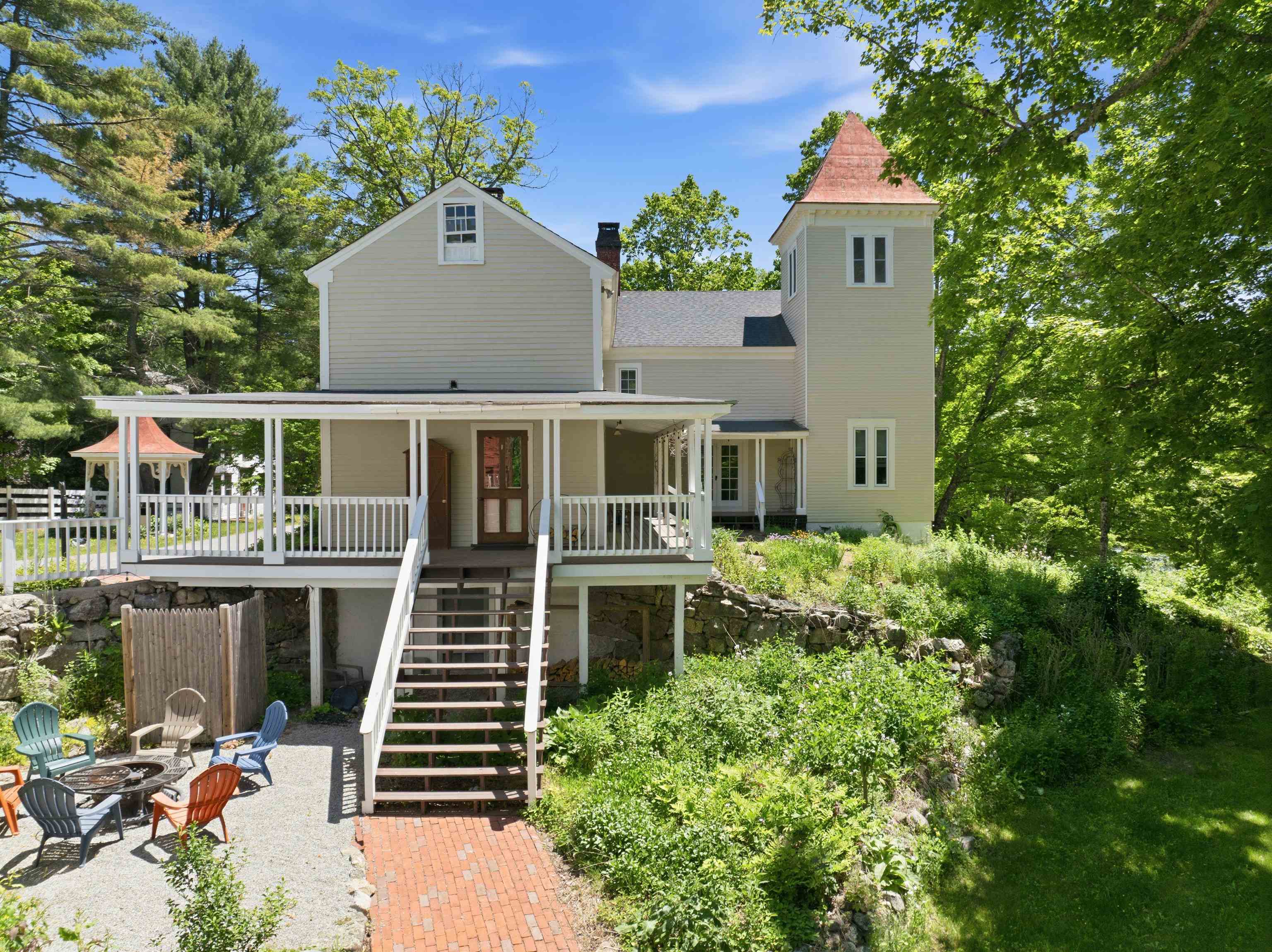 183 Waterloo Street Warner, NH 03278 - Photo 3 of 60