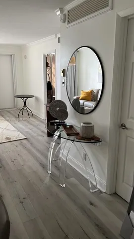 $3,500 | 6770 Indian Creek Drive, Unit 5C, Miami Beach, FL 33141