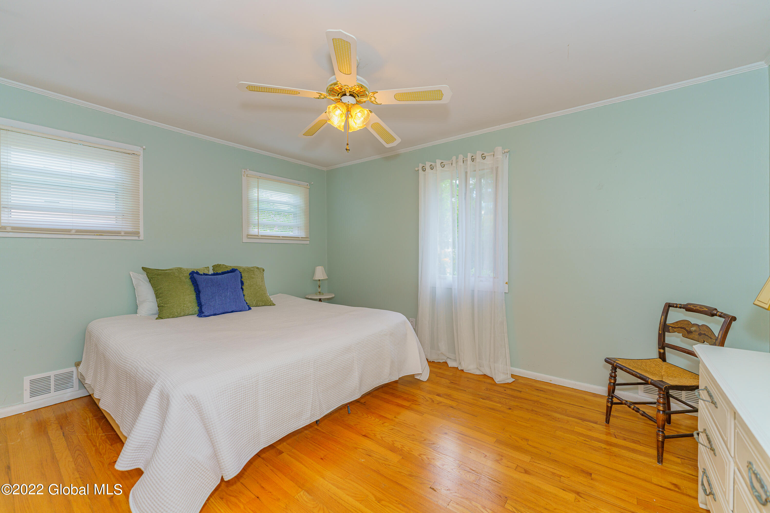 46 Southgate Road Colonie, NY 12211 - Photo 11 of 24 4 Bedroom 1