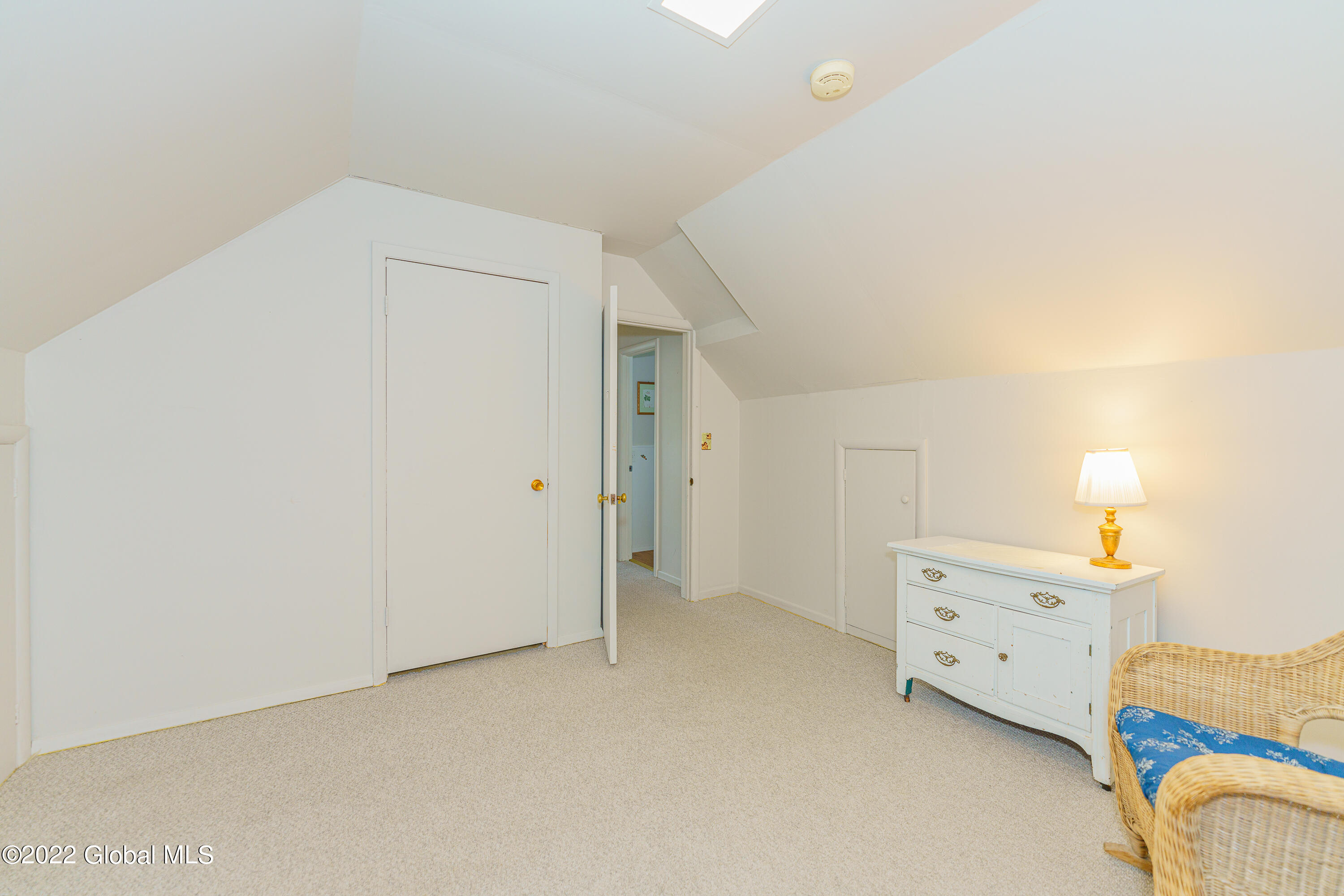 46 Southgate Road Colonie, NY 12211 - Photo 15 of 24 5 2nd Floor 2