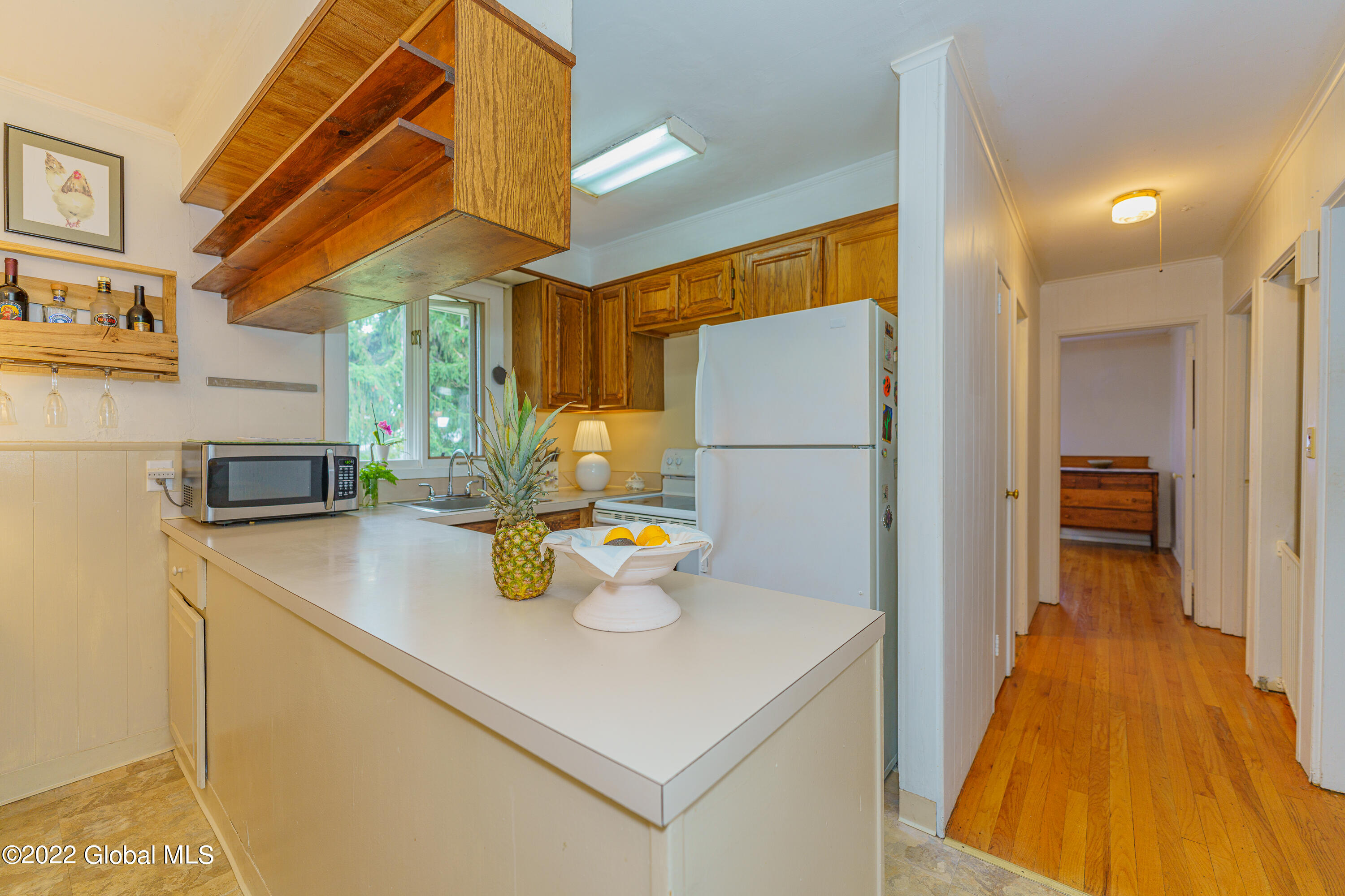 46 Southgate Road Colonie, NY 12211 - Photo 7 of 24 2 Kitchen 5
