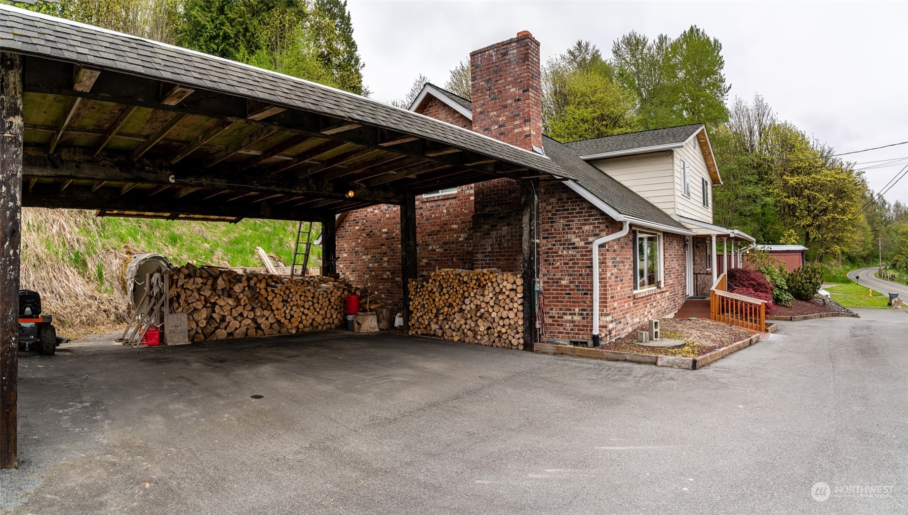 8932 Lowell Larimer Road Everett, WA 98208 - Photo 6 of 35 Gallery Image 6