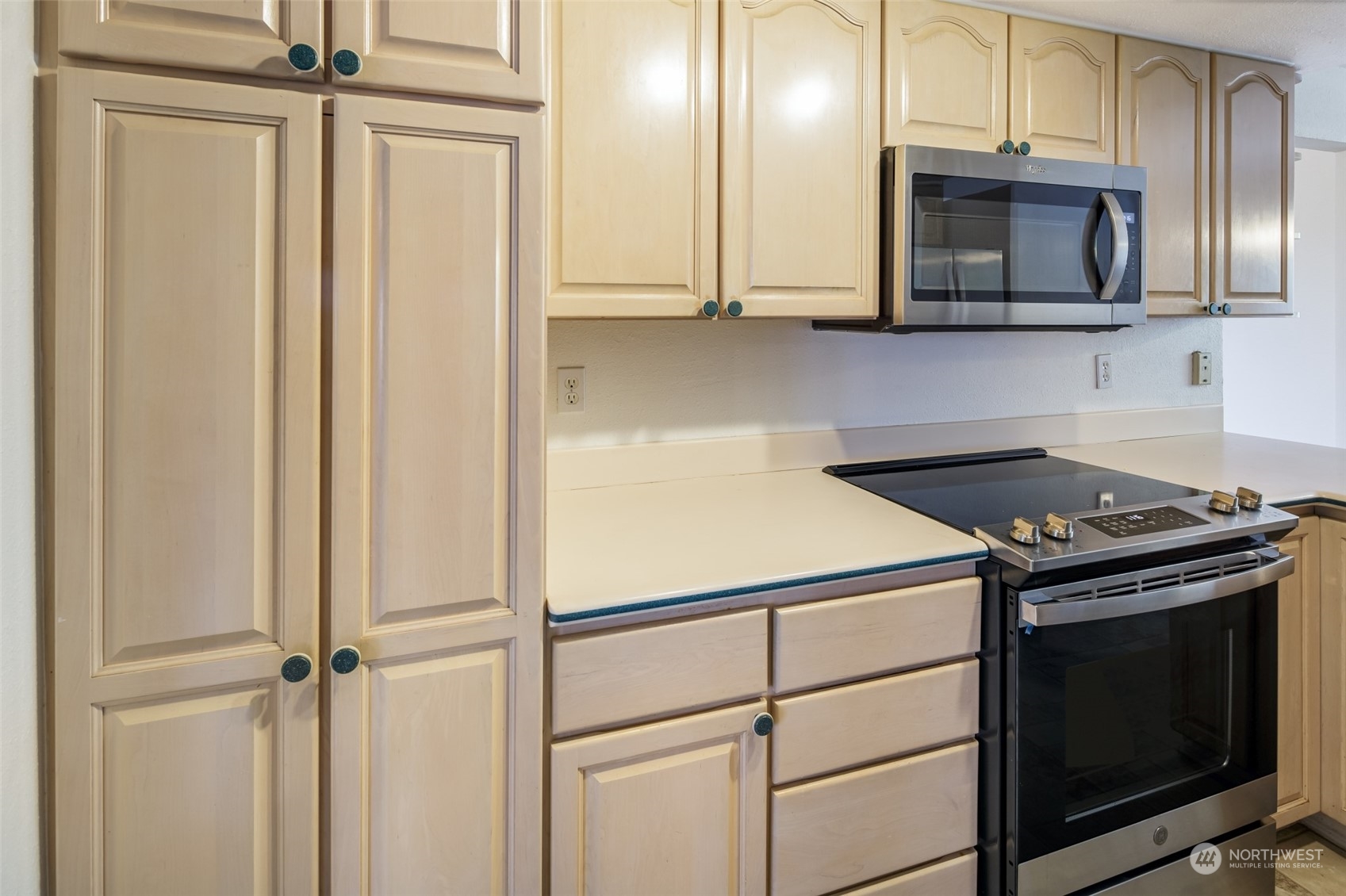 8932 Lowell Larimer Road Everett, WA 98208 - Photo 10 of 35 Gallery Image 10