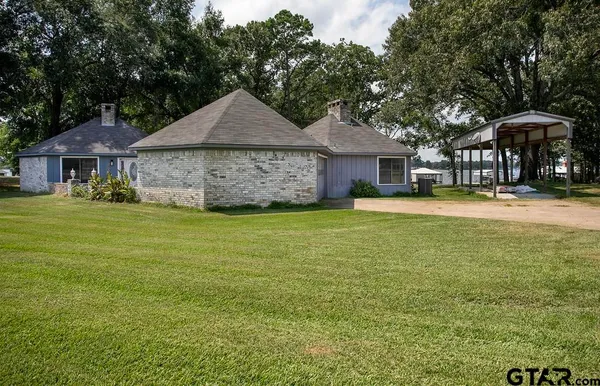 $350,000 | 17928 West Lakeview Drive, Troup, TX 75789