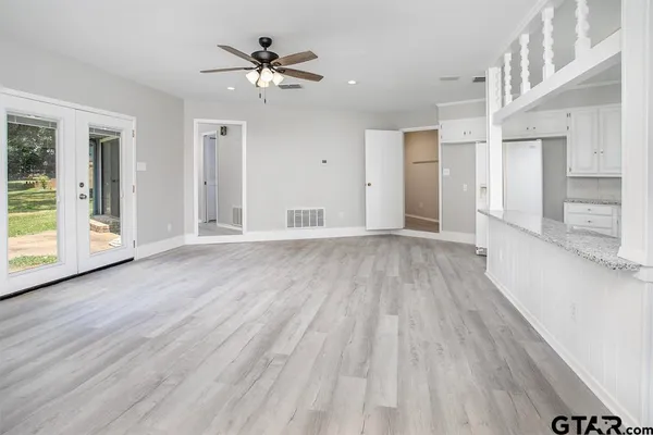 $350,000 | 17928 West Lakeview Drive, Troup, TX 75789