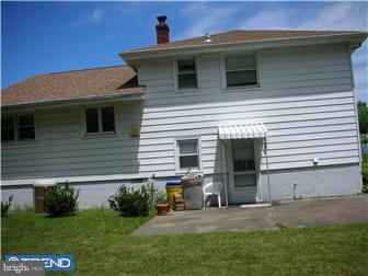 608 Cornell Road Burlington, NJ 08016 - Photo 2 of 11 Exterior Back