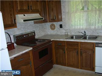 608 Cornell Road Burlington, NJ 08016 - Photo 5 of 11 Kitchen