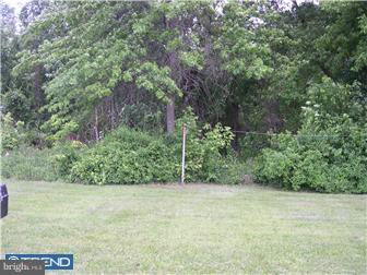 608 Cornell Road Burlington, NJ 08016 - Photo 10 of 11 Exterior Back