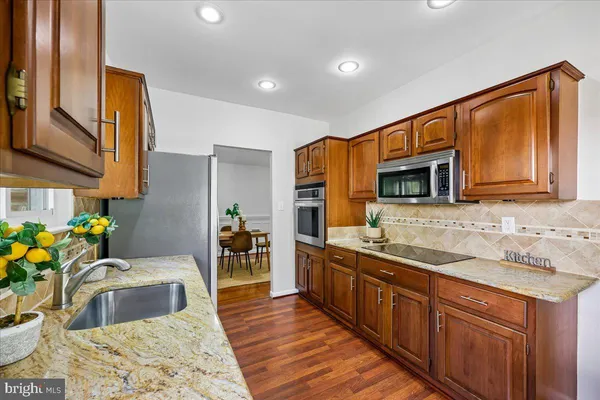 $649,000 | 11807 Stonington Place, Silver Spring, MD 20902