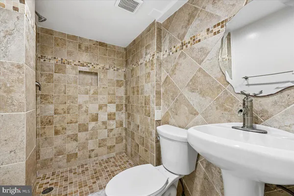 $649,000 | 11807 Stonington Place, Silver Spring, MD 20902