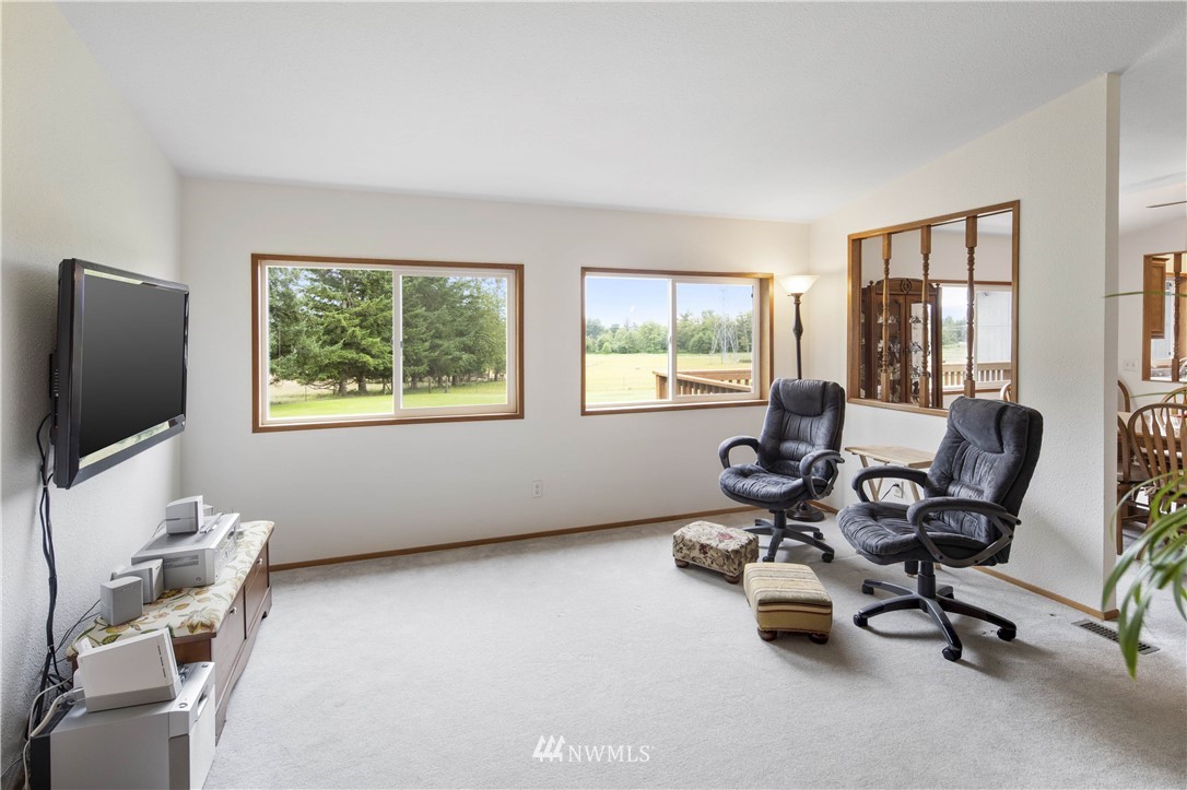 5414 Tenneson Road Sedro-Woolley, WA 98284 - Photo 9 of 25 Gallery Image 9