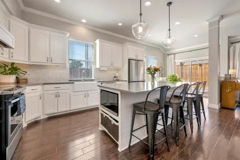 $600,000 | 3905 Yarberry Court, Fort Worth, TX 76262