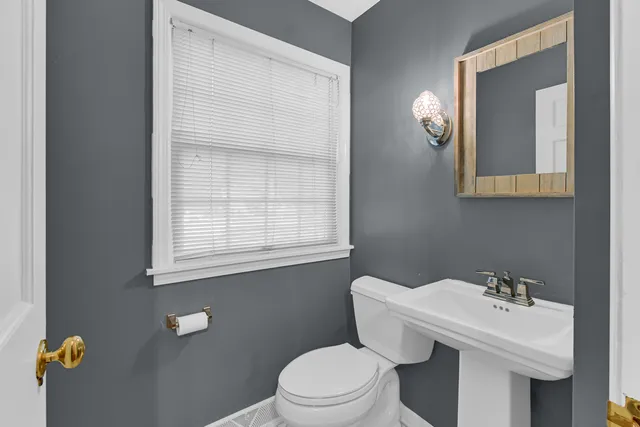 $364,900 | 106 Cornwall Drive, Crete, IL 60417