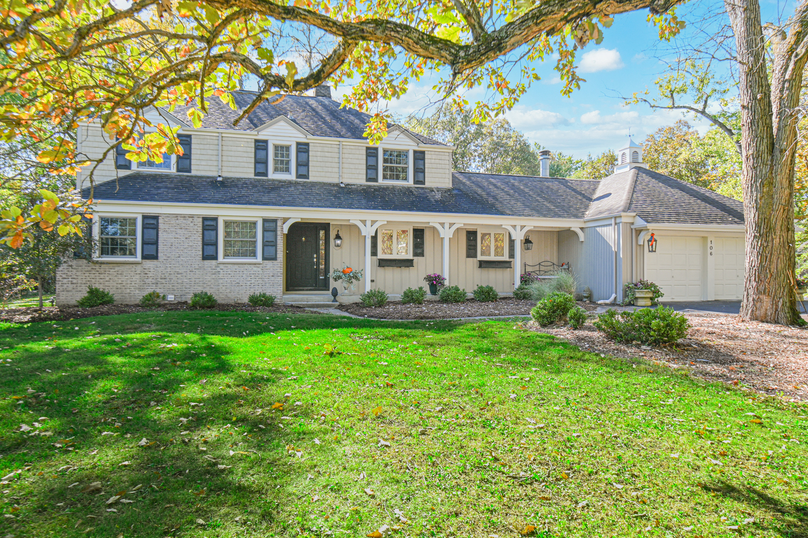106 Cornwall Drive Crete, IL 60417 - Photo 2 of 29 front view of a house with a yard