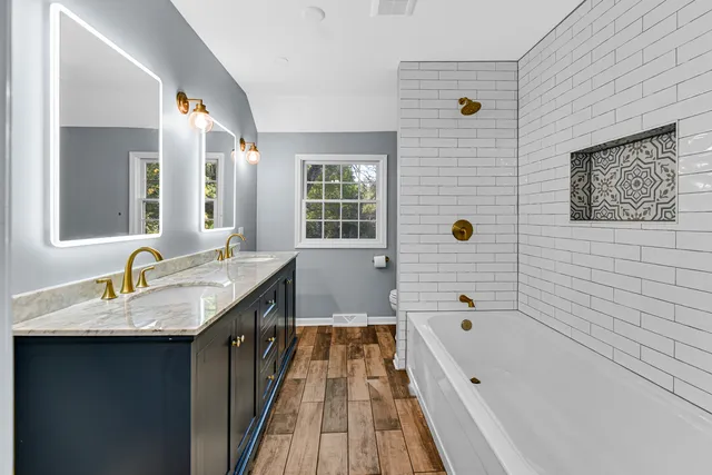 $364,900 | 106 Cornwall Drive, Crete, IL 60417