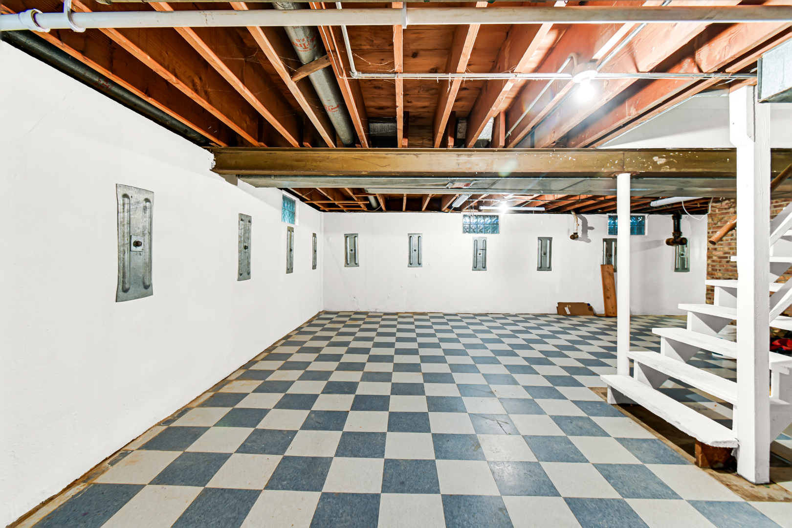 106 Cornwall Drive Crete, IL 60417 - Photo 23 of 29 a black and white checkered floor