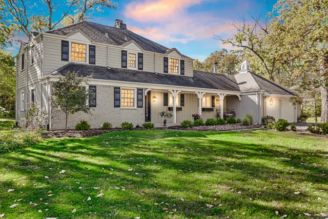 $364,900 | 106 Cornwall Drive, Crete, IL 60417