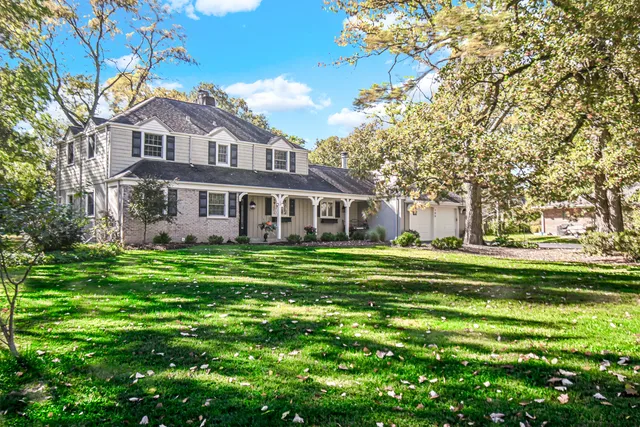 $364,900 | 106 Cornwall Drive, Crete, IL 60417