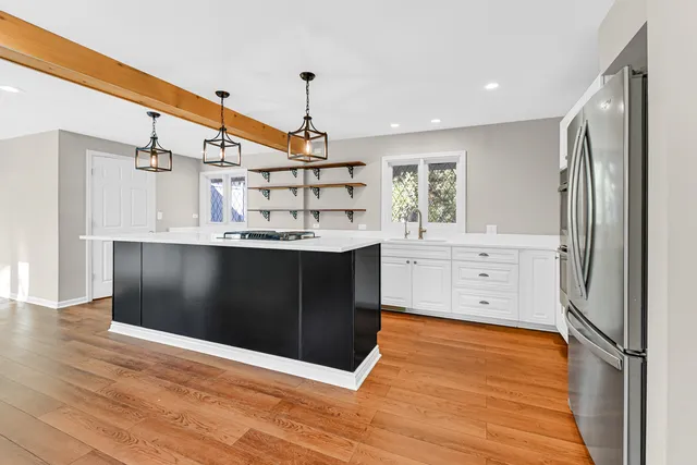 $364,900 | 106 Cornwall Drive, Crete, IL 60417