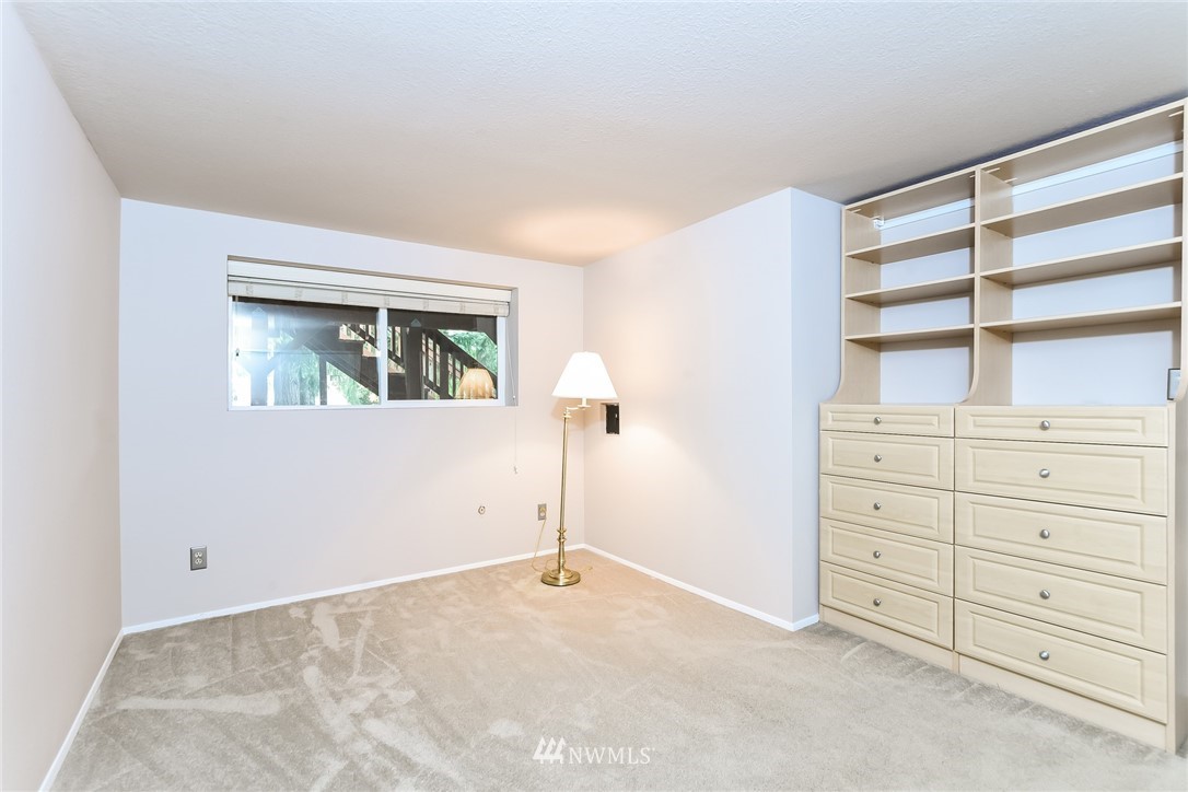 612 Southwest Normandy Road Normandy Park, WA 98166 - Photo 19 of 25