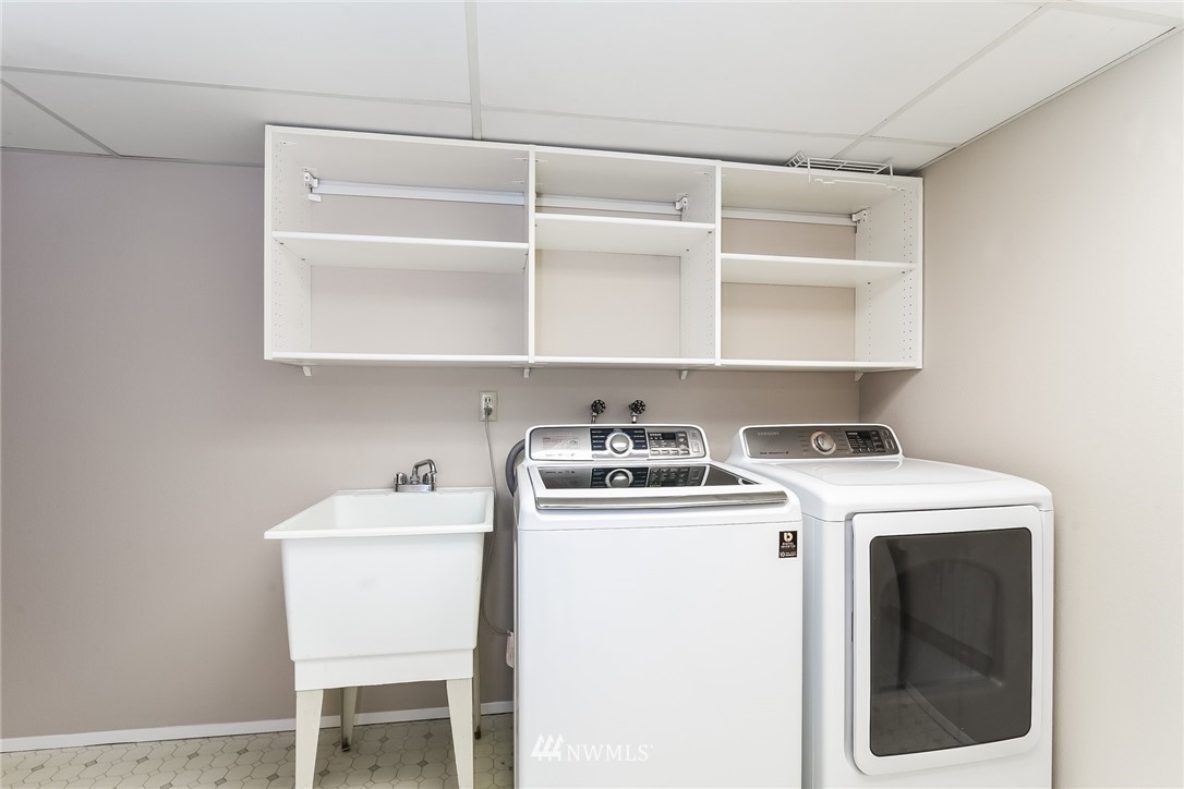 612 Southwest Normandy Road Normandy Park, WA 98166 - Photo 21 of 25