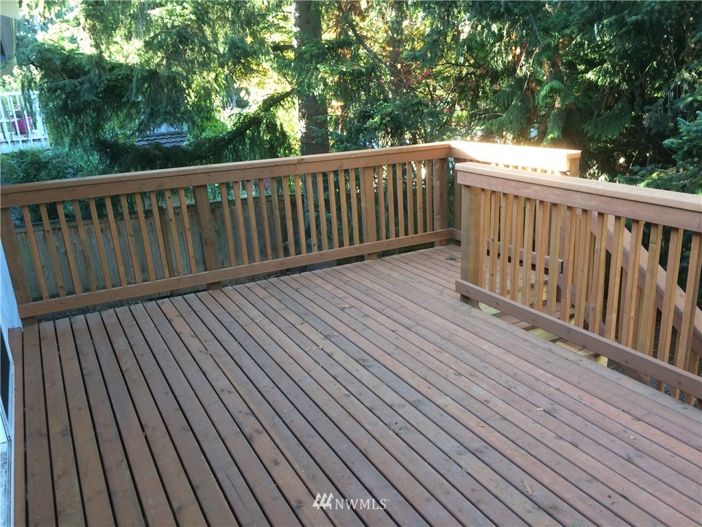 612 Southwest Normandy Road Normandy Park, WA 98166 - Photo 23 of 25