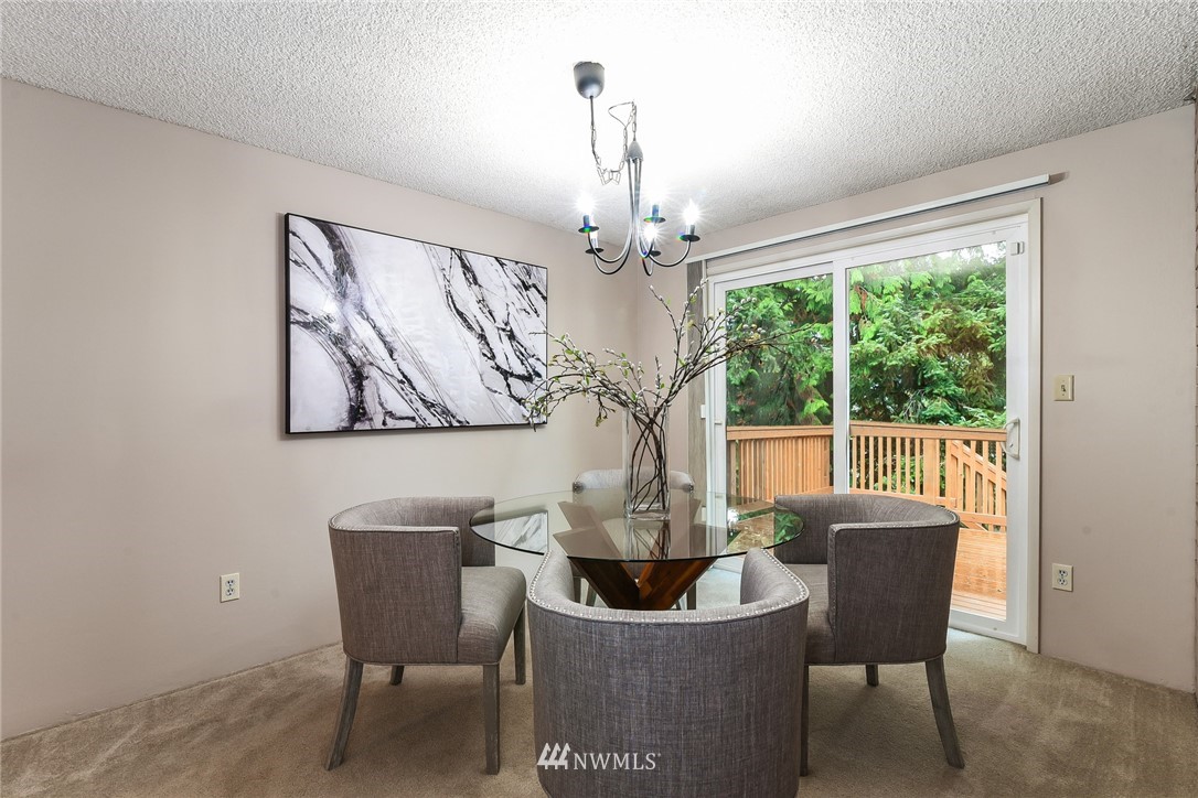 612 Southwest Normandy Road Normandy Park, WA 98166 - Photo 6 of 25