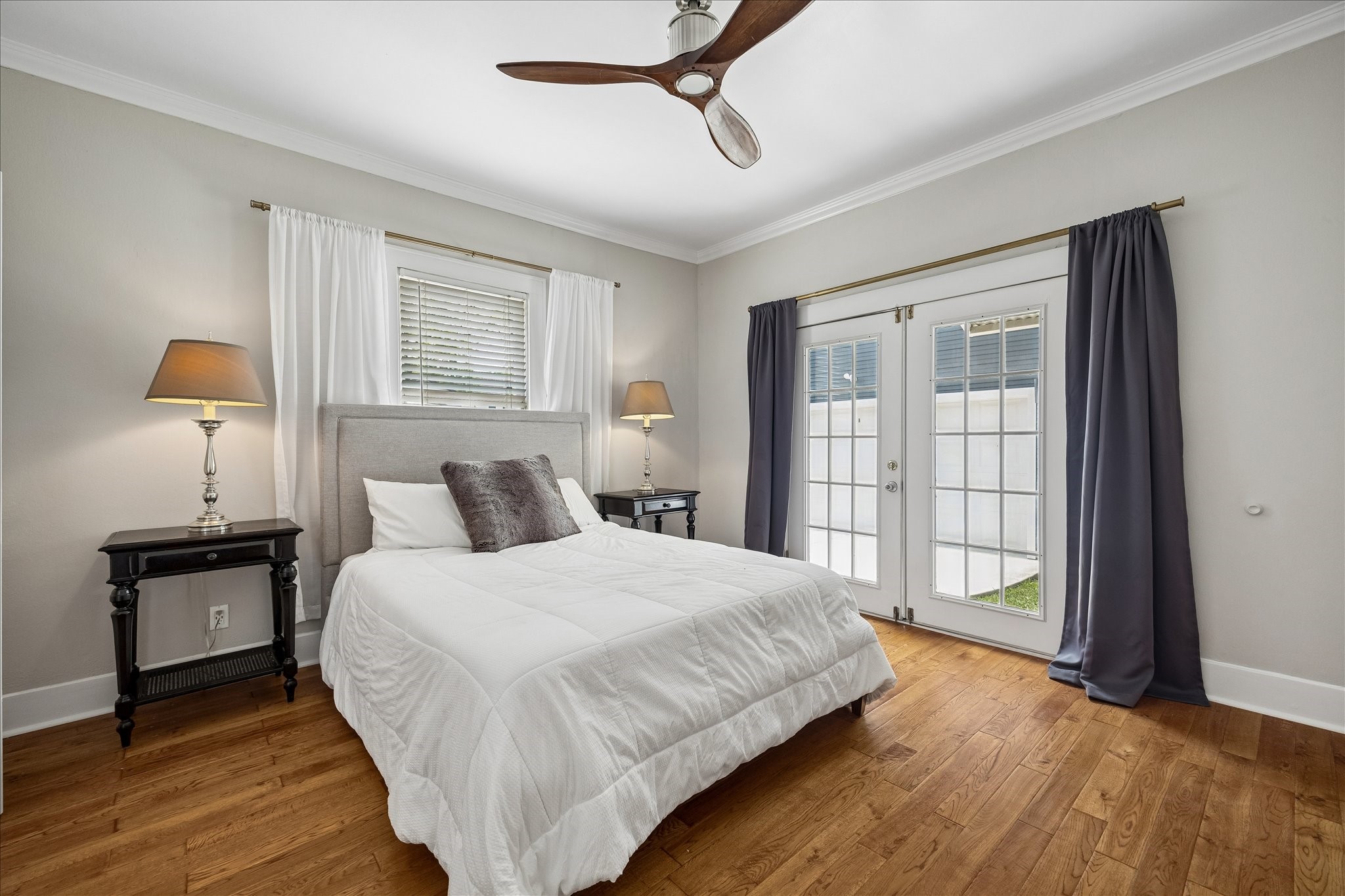 2231 Singleton Street Houston, TX 77008 - Photo 13 of 28