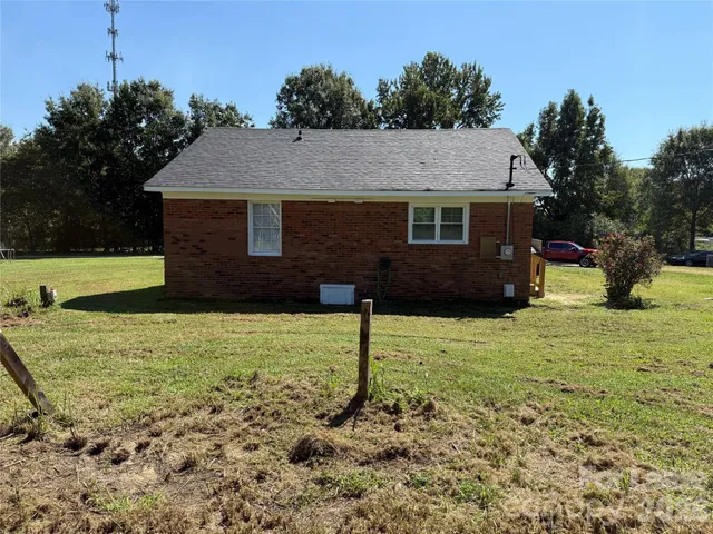 $1,950 | 837 Sikes Mill Road, Monroe, NC 28110