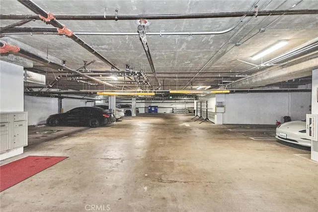 a view of utility room