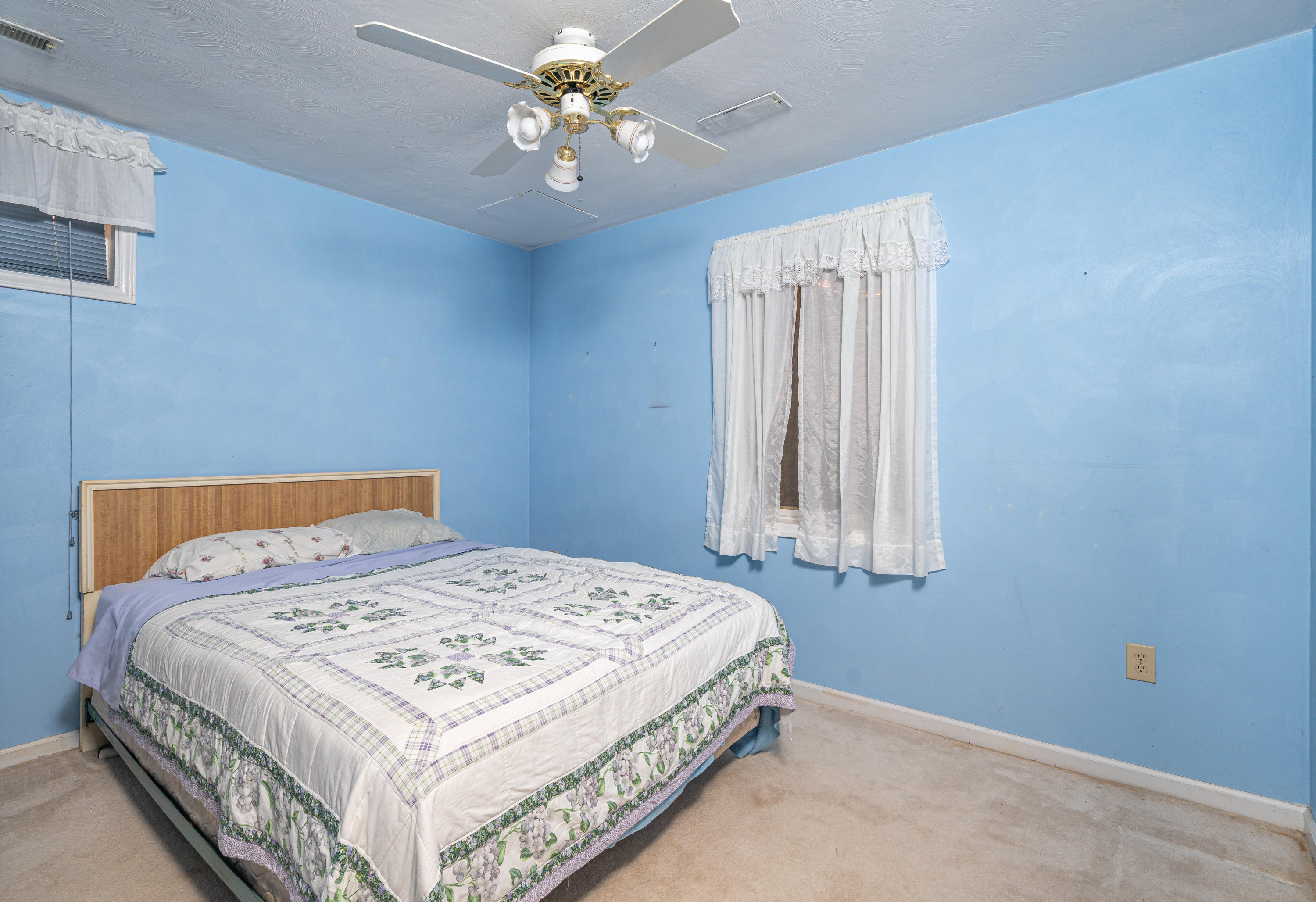 1766 Lees Gap Road Fincastle, VA 24090 - Photo 16 of 23 Bedroom 3