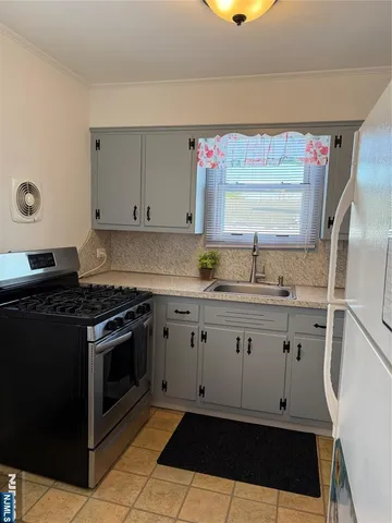 $3,500 | 328 Lambert Avenue, Northvale, NJ 07647