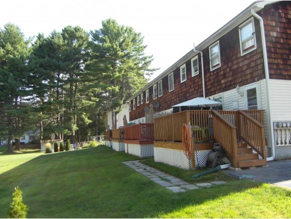 18 Townhouse Road, Unit 18 Allenstown, NH 03275 - Photo 2 of 19 Gallery Image 2
