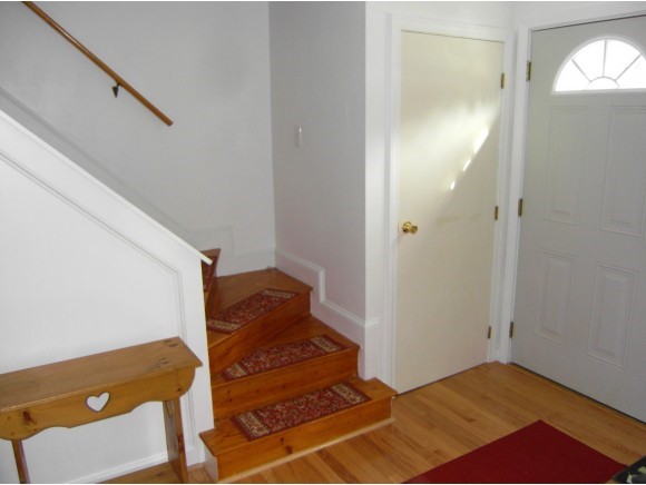 18 Townhouse Road, Unit 18 Allenstown, NH 03275 - Photo 11 of 19 Gallery Image 11