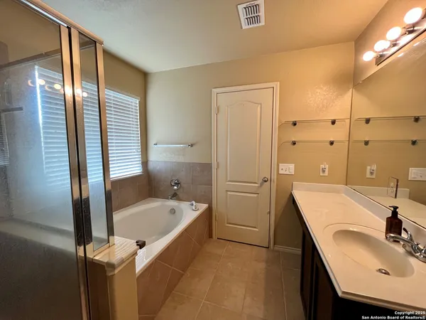 $1,899 | 426 Tequila Ranch, San Antonio, TX 78245