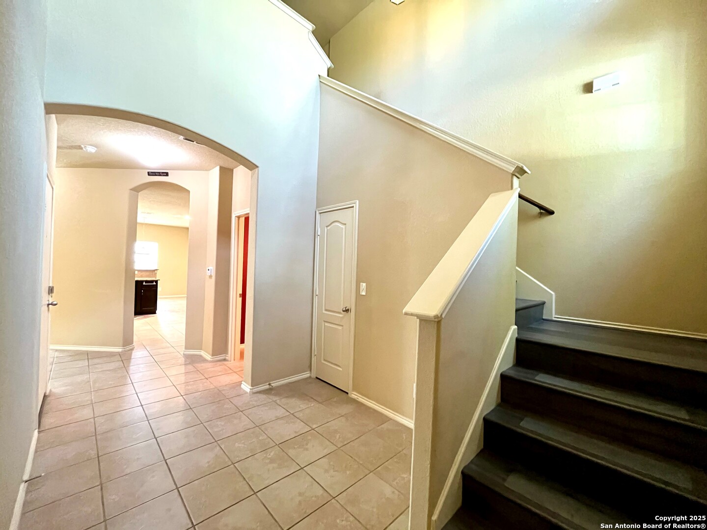 426 Tequila Ranch San Antonio, TX 78245 - Photo 5 of 25 a view of an entryway