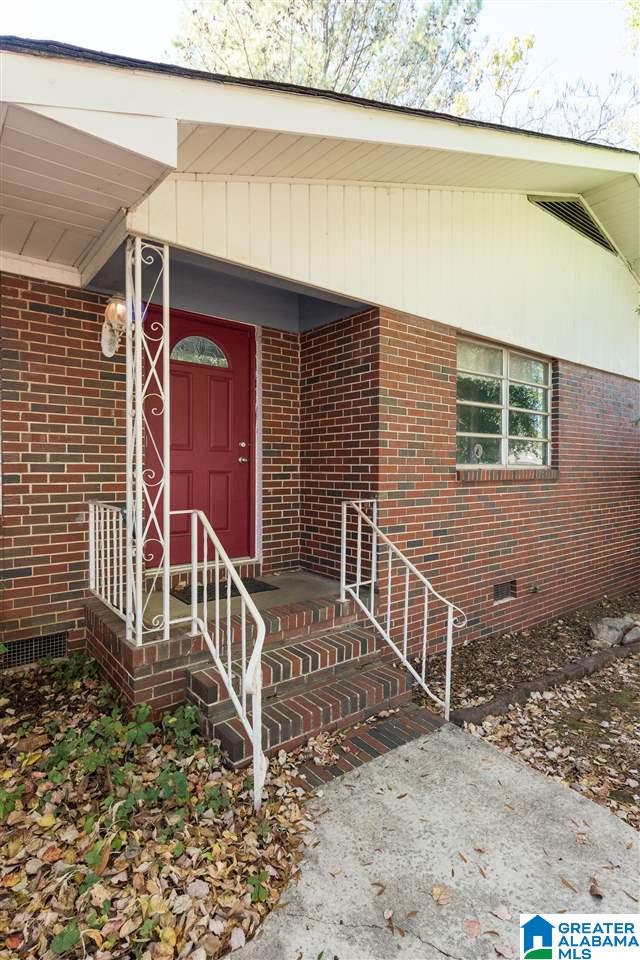 1946 Calmar Street Leeds, AL 35094 - Photo 4 of 33