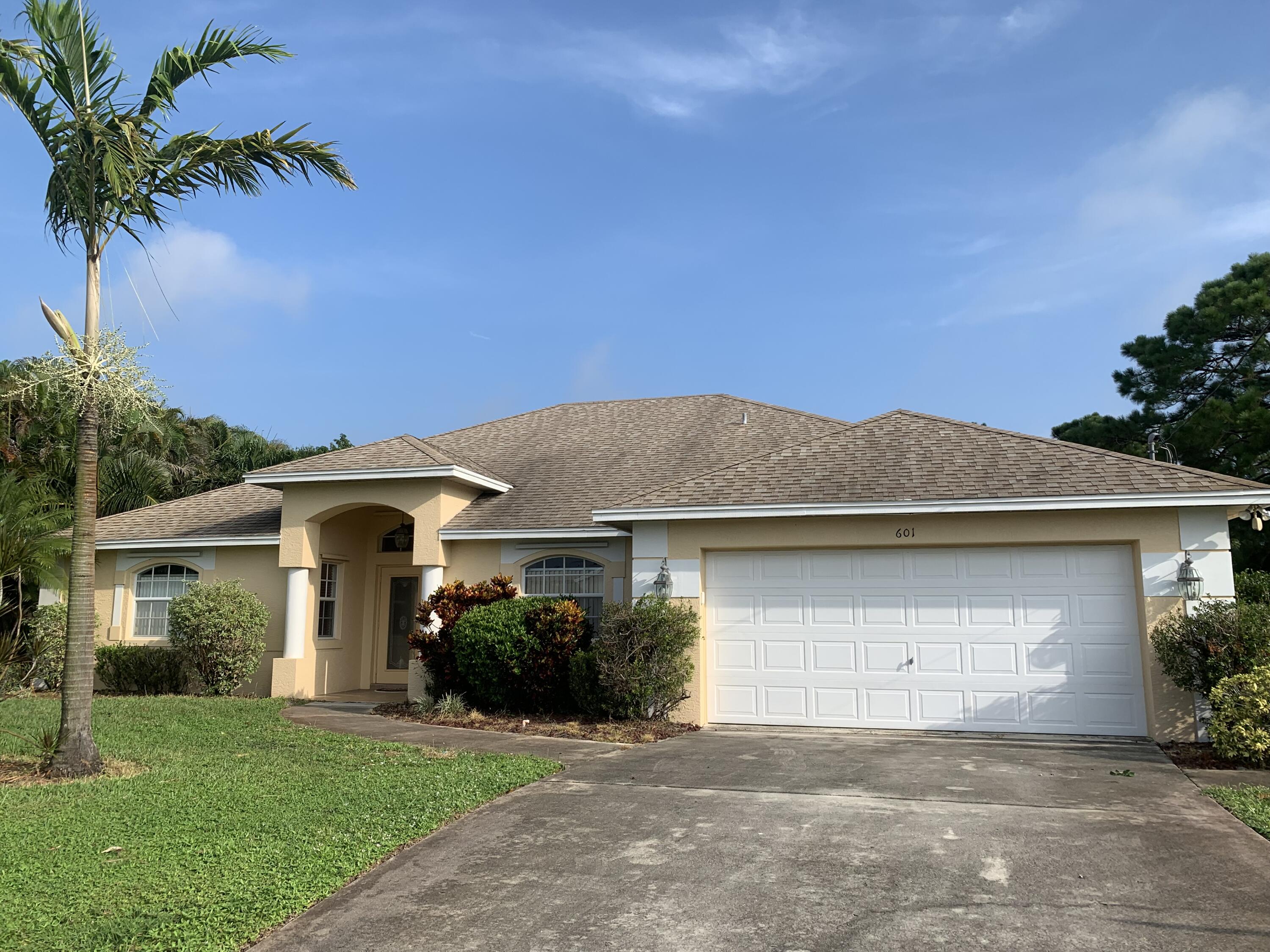 601 Southeast Delancey Ln  