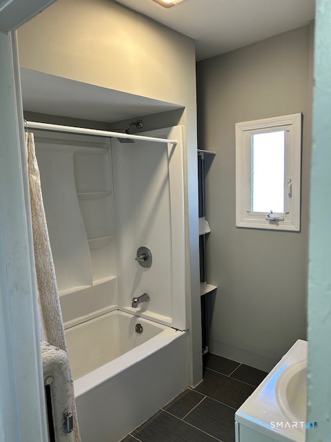 59 Park Place Middletown, CT 06457 - Photo 11 of 13 a bathroom with a tub and a sink