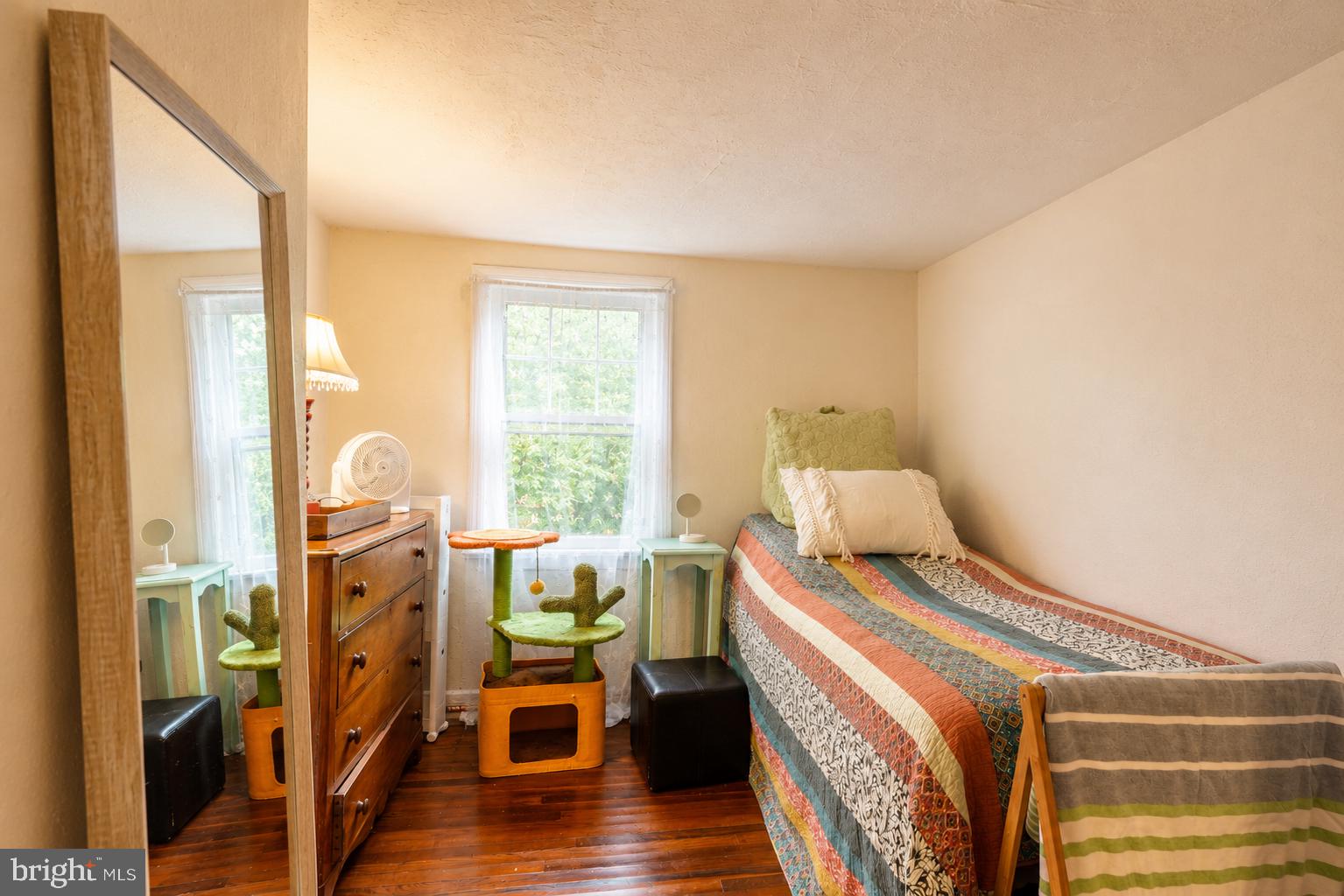 1470 River Road Titusville, NJ 08560 - Photo 32 of 50 a bedroom with furniture and a window