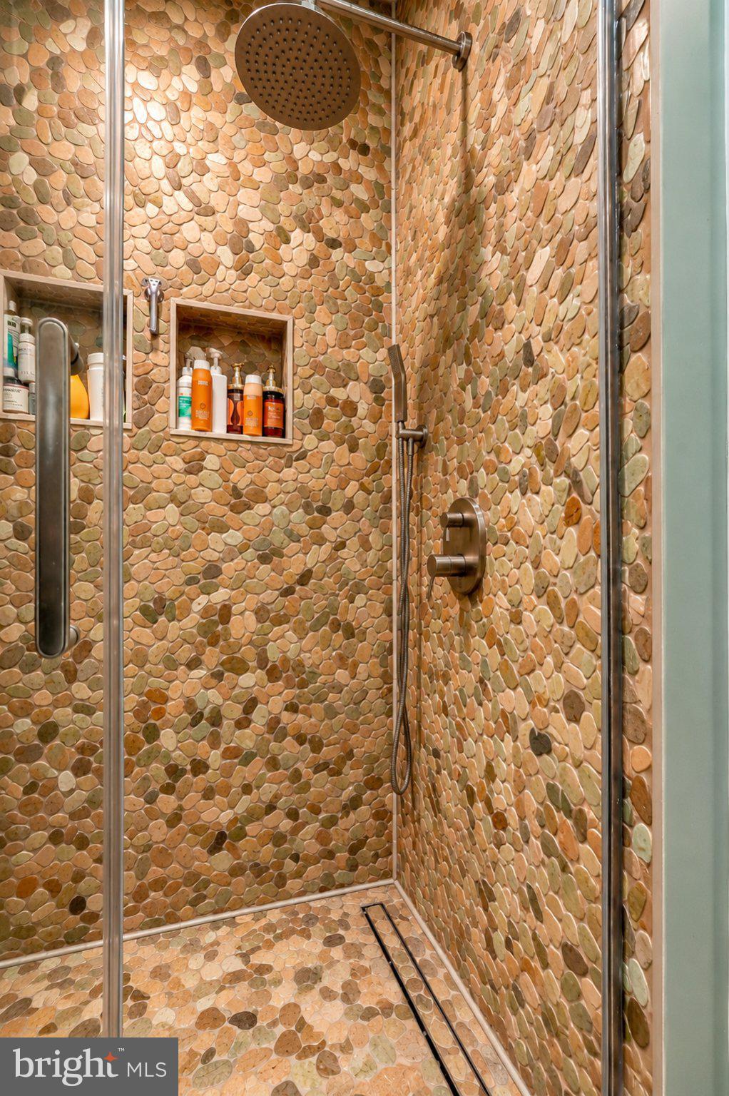 1470 River Road Titusville, NJ 08560 - Photo 46 of 50 a bathroom with a shower