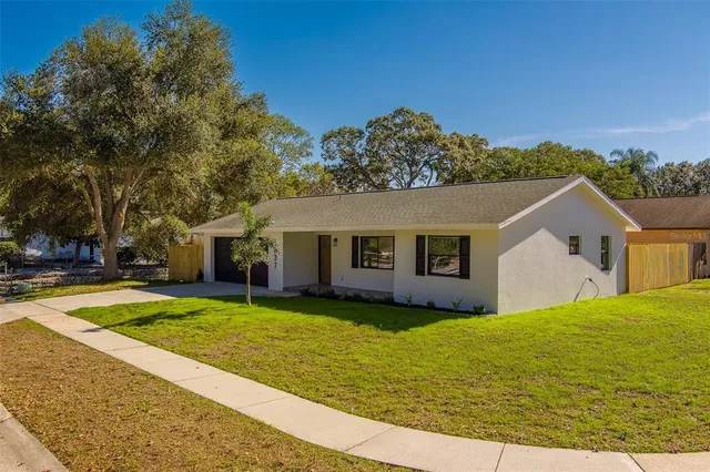 $549,900 | 1837 Sourwood Boulevard, Dunedin, FL 34698