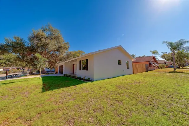 $549,900 | 1837 Sourwood Boulevard, Dunedin, FL 34698