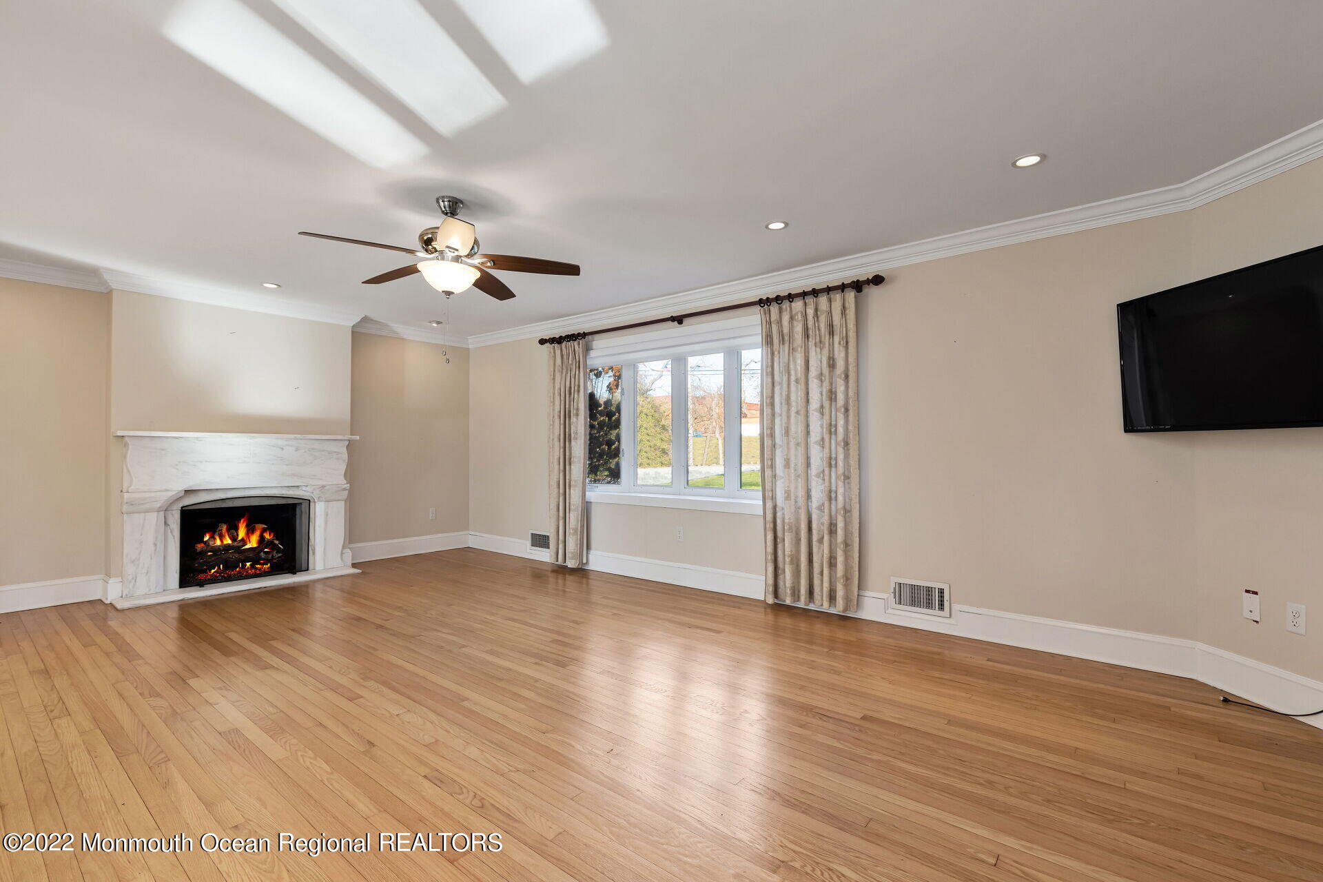589 Harding Road Little Silver, NJ 07739 - Photo 5 of 44 003-1920x1280-photo