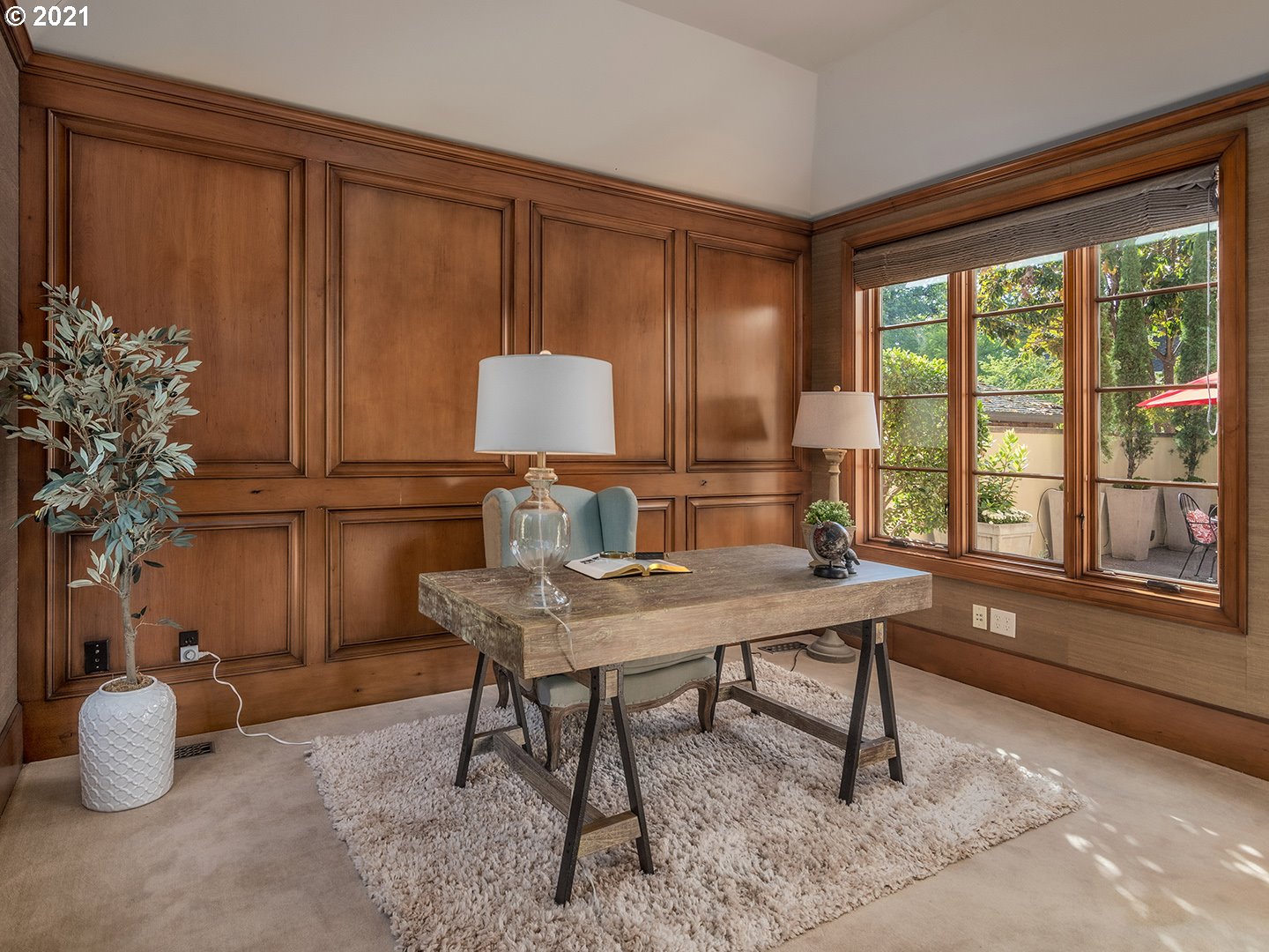 6335 Southwest Raleighwood Court Portland, OR 97221 - Photo 14 of 31 Gallery Image 14