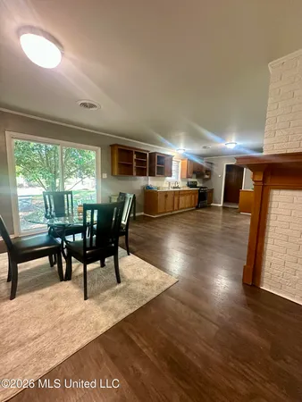 $189,900 | 902 South Jackson Street, Brookhaven, MS 39601
