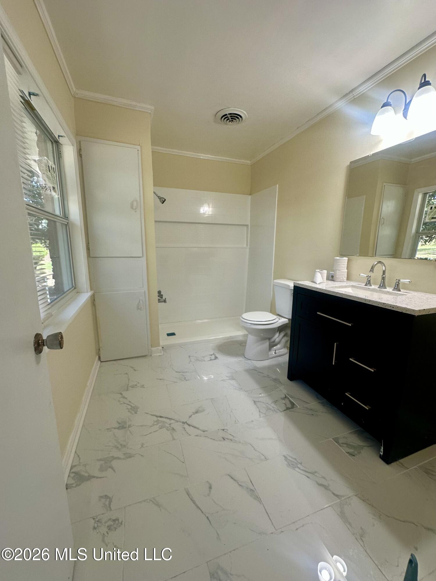 902 South Jackson Street Brookhaven, MS 39601 - Photo 38 of 42 IMG_4865