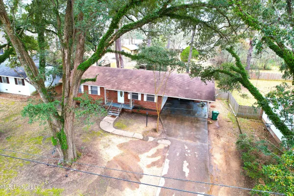 $189,900 | 902 South Jackson Street, Brookhaven, MS 39601