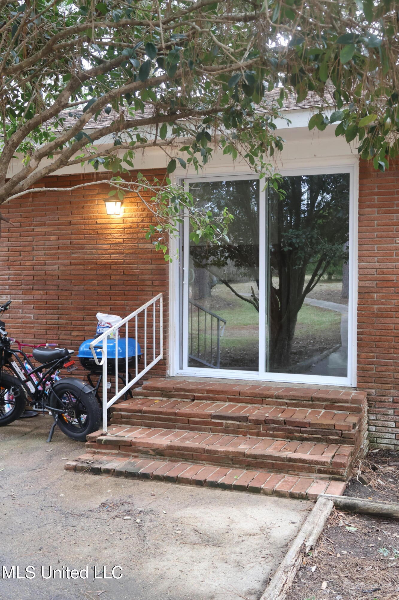 902 South Jackson Street Brookhaven, MS 39601 - Photo 10 of 42 IMG_1438