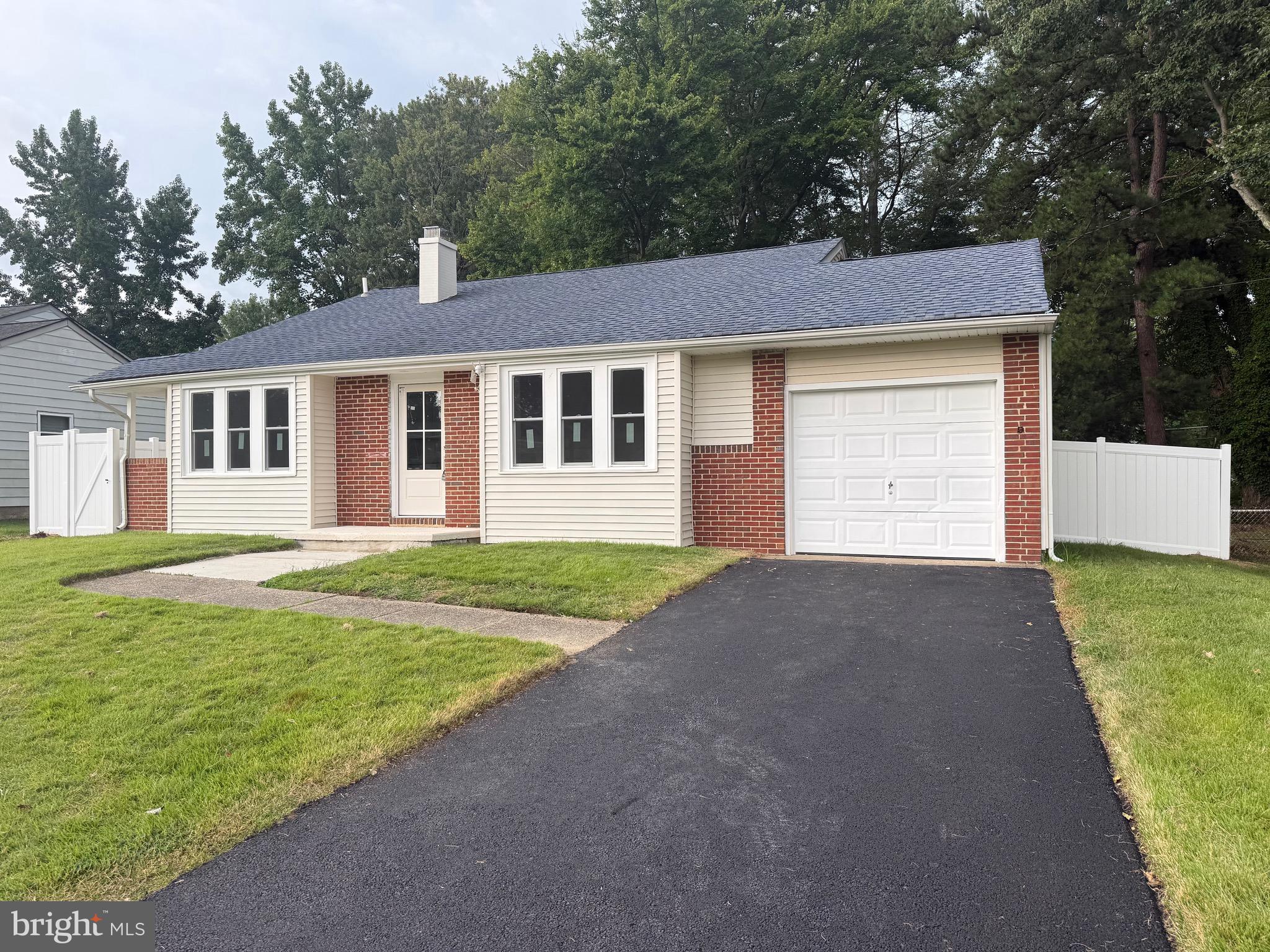 293 Somerset Road Woodbury, NJ 08096 - Photo 1 of 22 Gallery Image 1